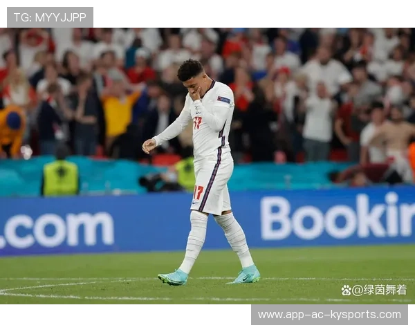 曼联青年球员遭遇断崖式降价，世界杯梦或凉？