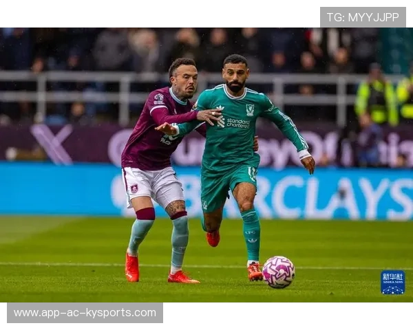 萨拉赫内切后左脚搓射远角，利物浦2比0力克伯恩利取胜