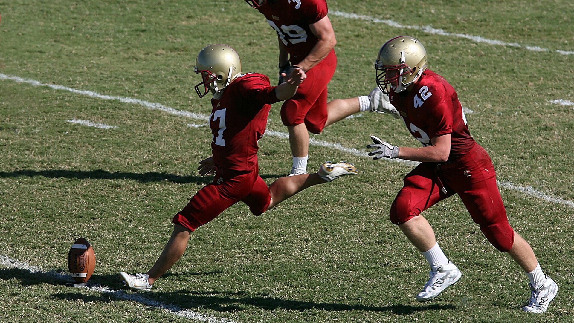 开云体育网页入口-球员赛季表现持续增长，本赛季球员数据